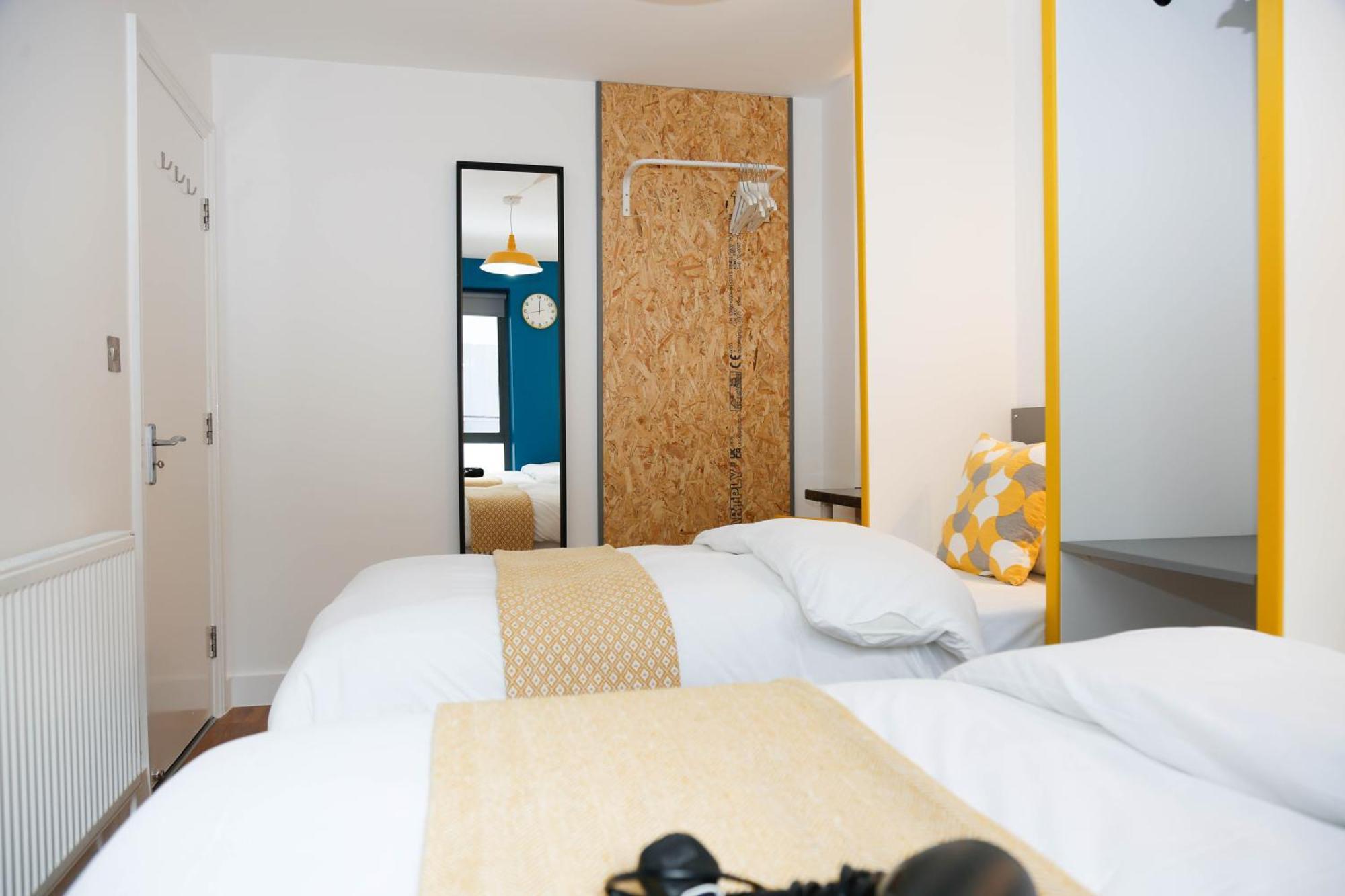 New Luxury Apartments In Central Location Next To Shops, Cafes, Bars & Metro London Bagian luar foto