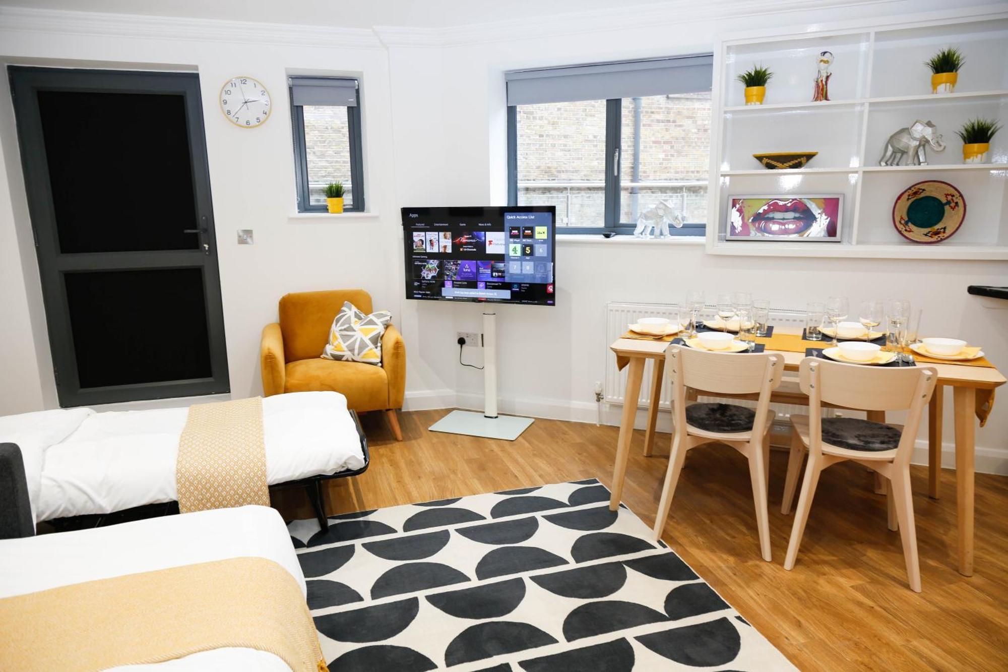 New Luxury Apartments In Central Location Next To Shops, Cafes, Bars & Metro London Bagian luar foto