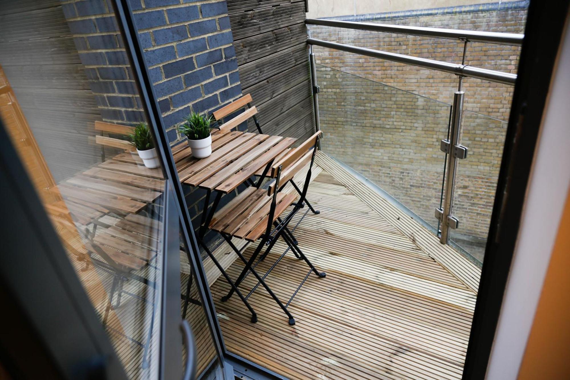 New Luxury Apartments In Central Location Next To Shops, Cafes, Bars & Metro London Bagian luar foto