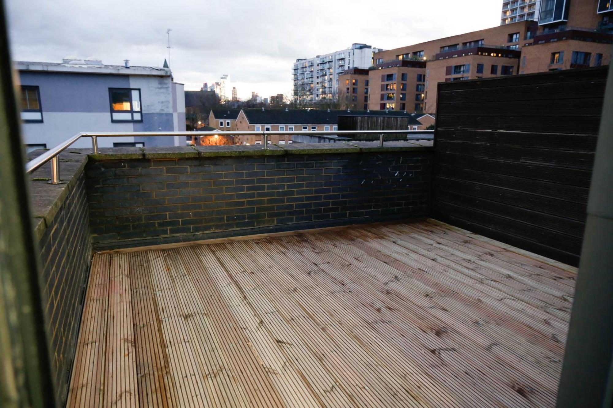 New Luxury Apartments In Central Location Next To Shops, Cafes, Bars & Metro London Bagian luar foto