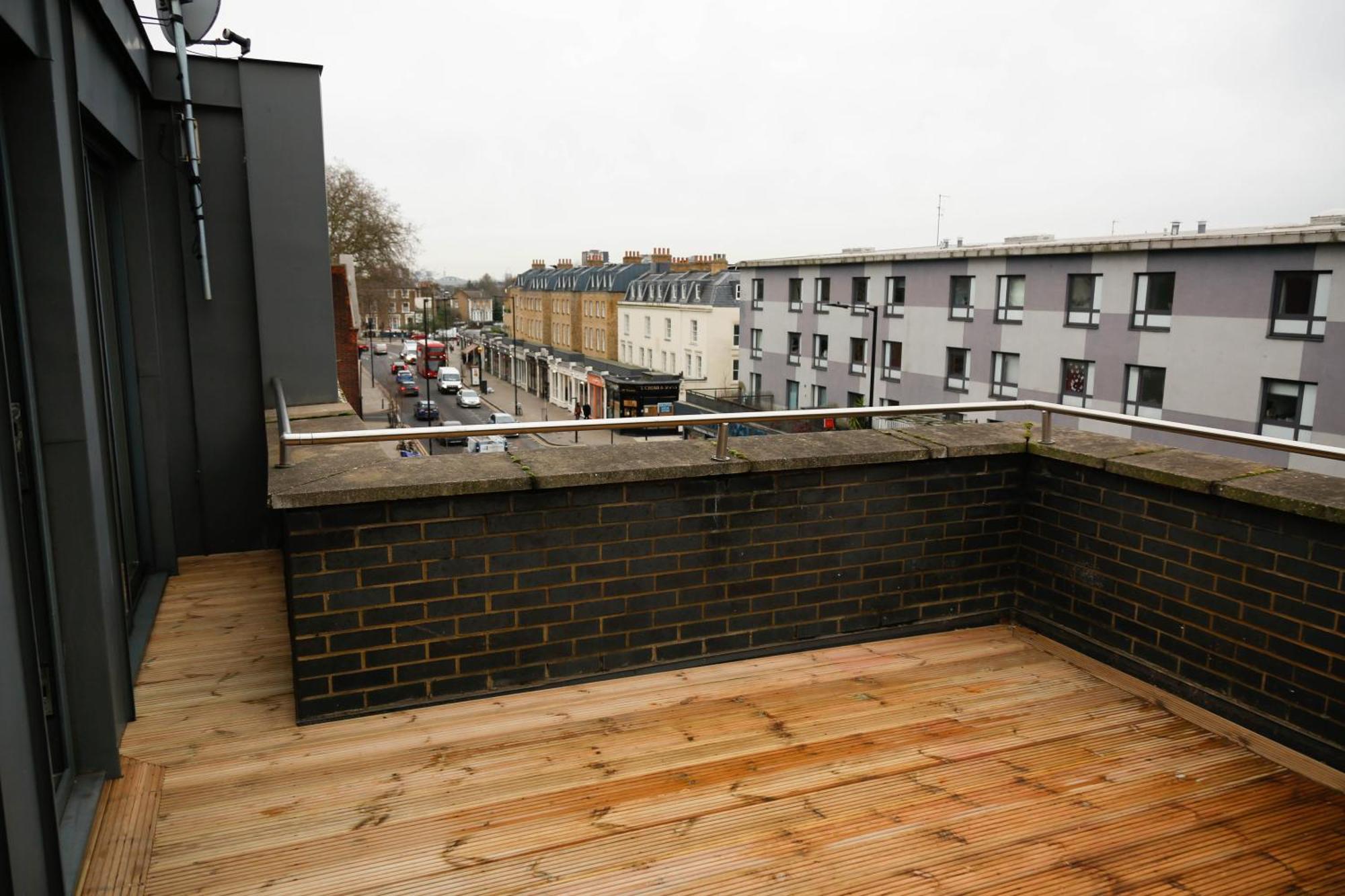 New Luxury Apartments In Central Location Next To Shops, Cafes, Bars & Metro London Bagian luar foto