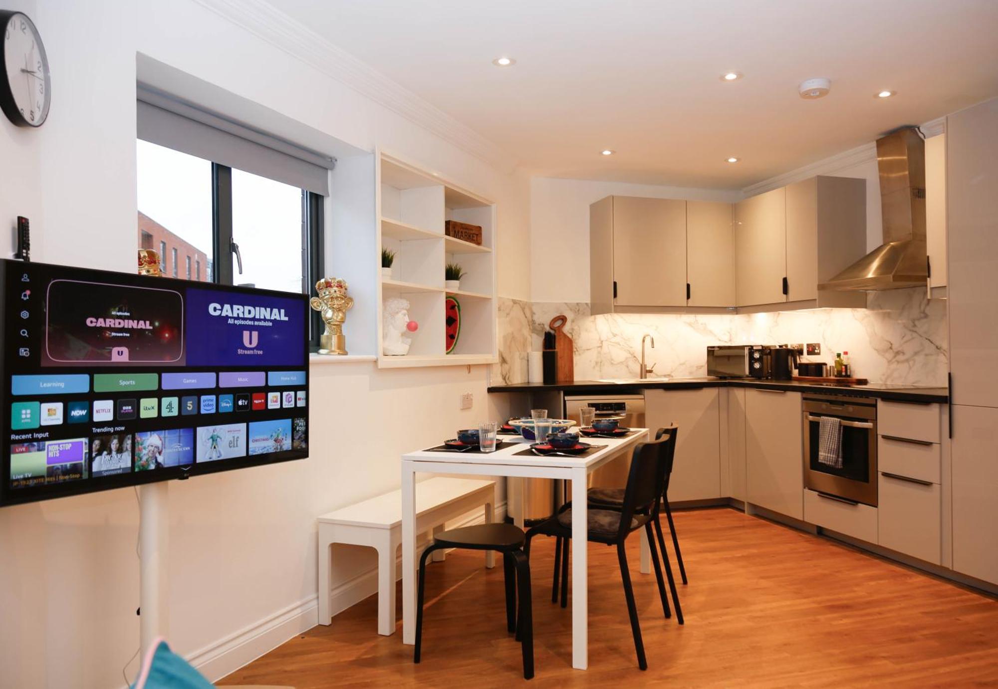New Luxury Apartments In Central Location Next To Shops, Cafes, Bars & Metro London Bagian luar foto